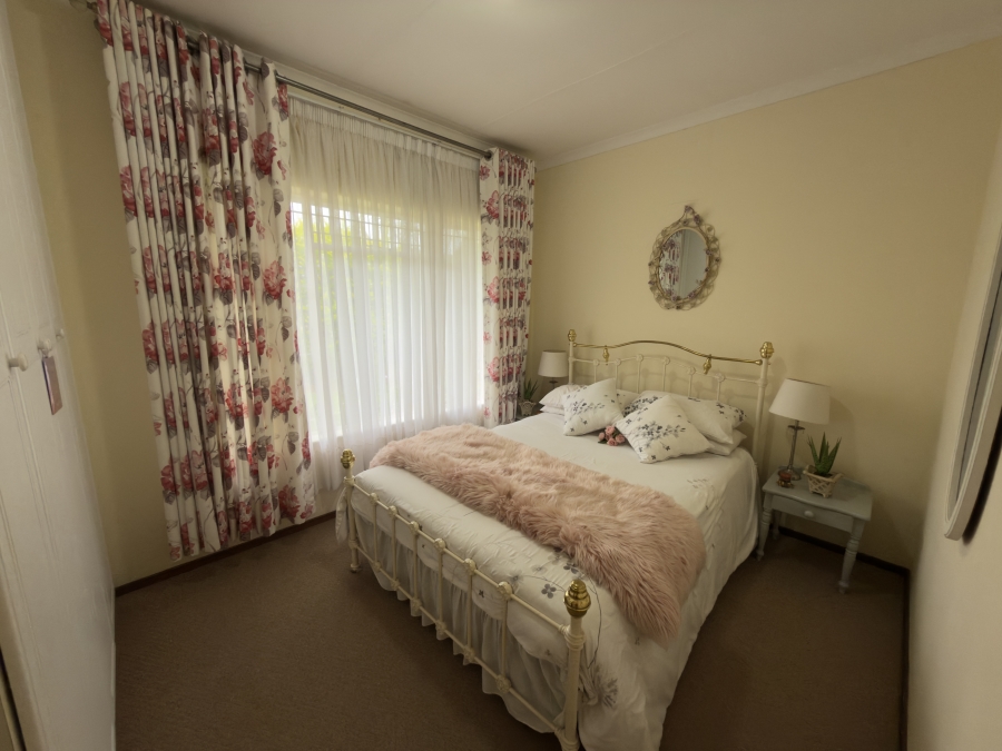 2 Bedroom Property for Sale in Amberglen KwaZulu-Natal