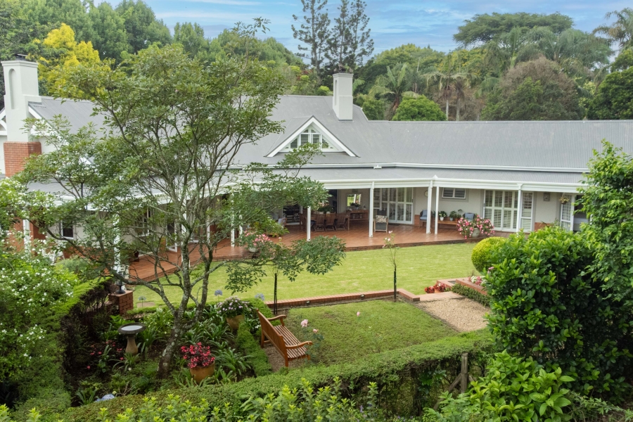 4 Bedroom Property for Sale in Kloof KwaZulu-Natal