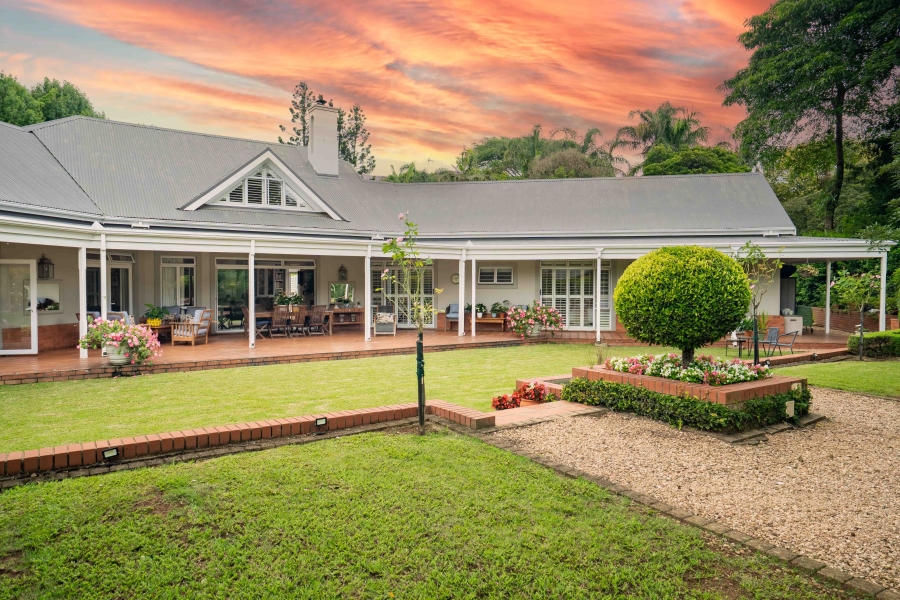 4 Bedroom Property for Sale in Kloof KwaZulu-Natal