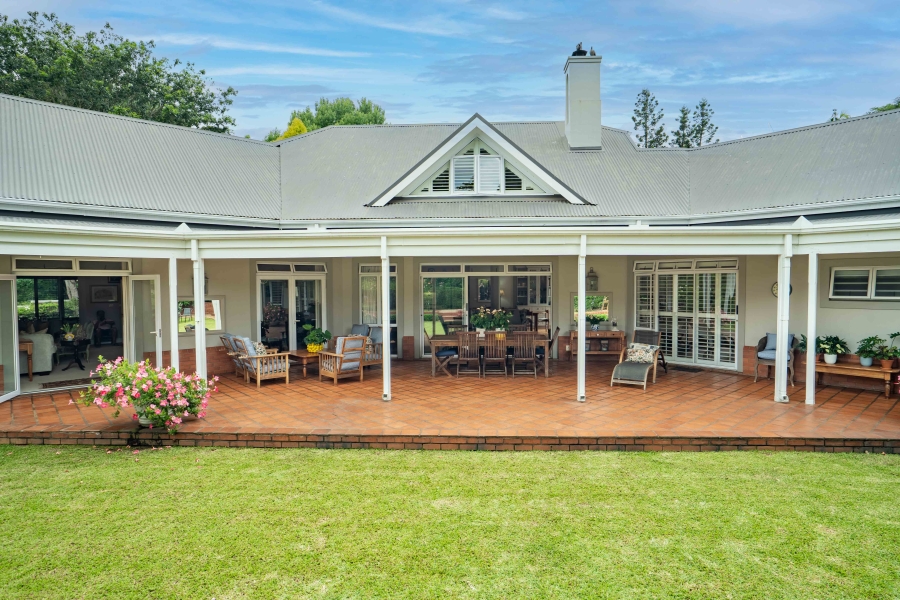 4 Bedroom Property for Sale in Kloof KwaZulu-Natal