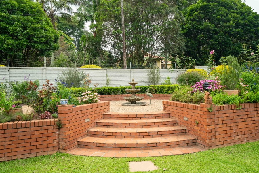 4 Bedroom Property for Sale in Kloof KwaZulu-Natal