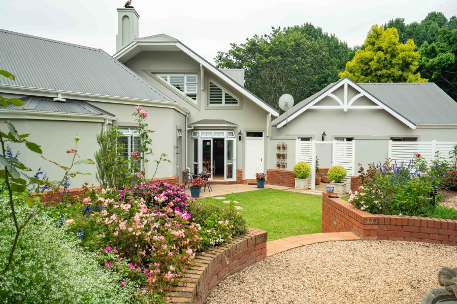 4 Bedroom Property for Sale in Kloof KwaZulu-Natal