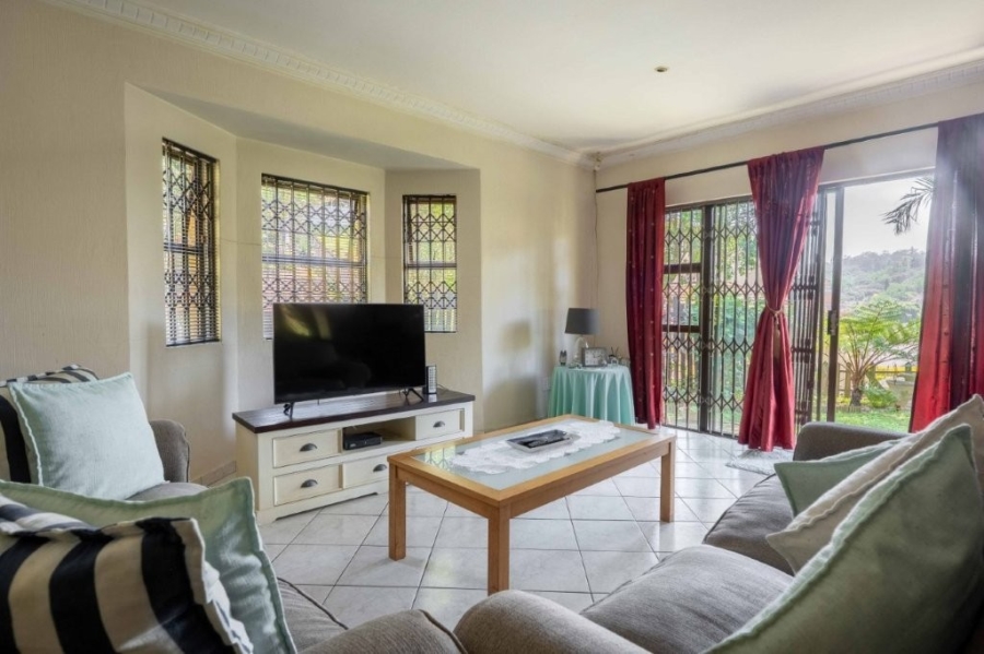 To Let 3 Bedroom Property for Rent in Amanzimtoti KwaZulu-Natal