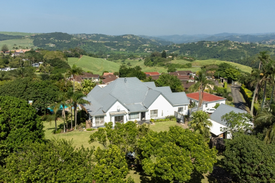 6 Bedroom Property for Sale in Lower Illovo KwaZulu-Natal