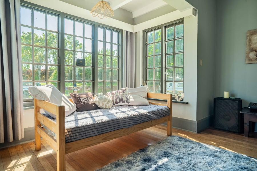 6 Bedroom Property for Sale in Lower Illovo KwaZulu-Natal