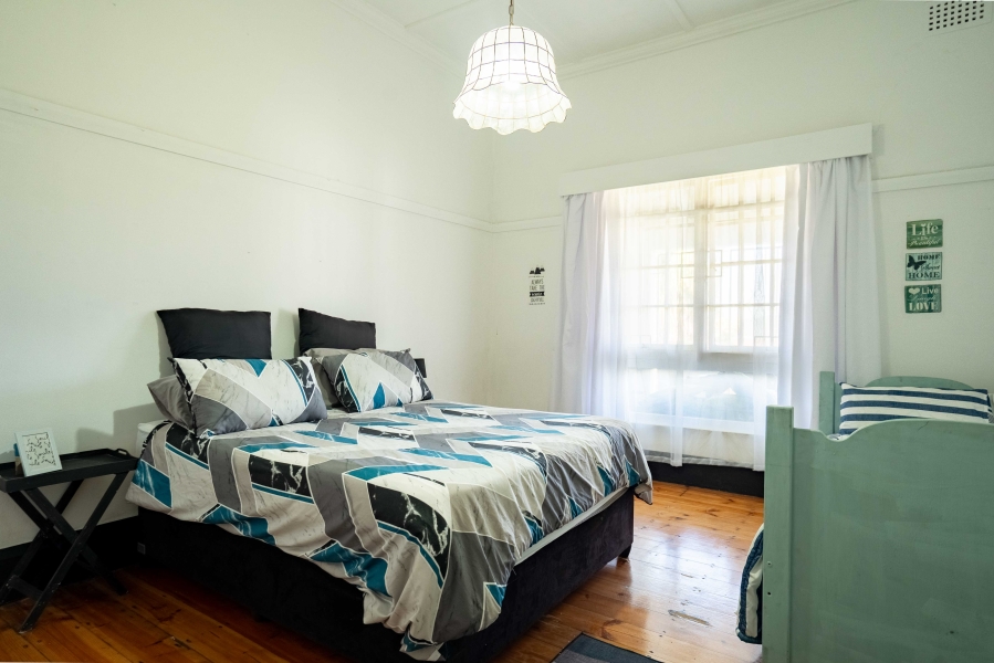 6 Bedroom Property for Sale in Lower Illovo KwaZulu-Natal