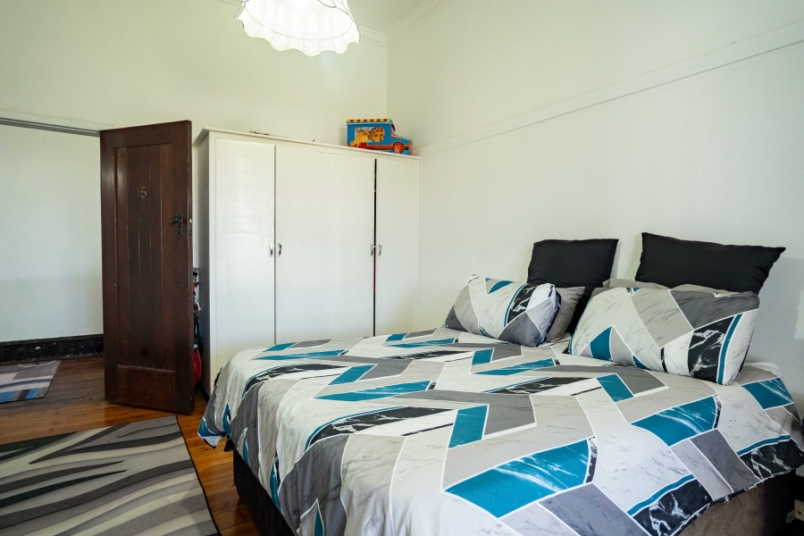 6 Bedroom Property for Sale in Lower Illovo KwaZulu-Natal