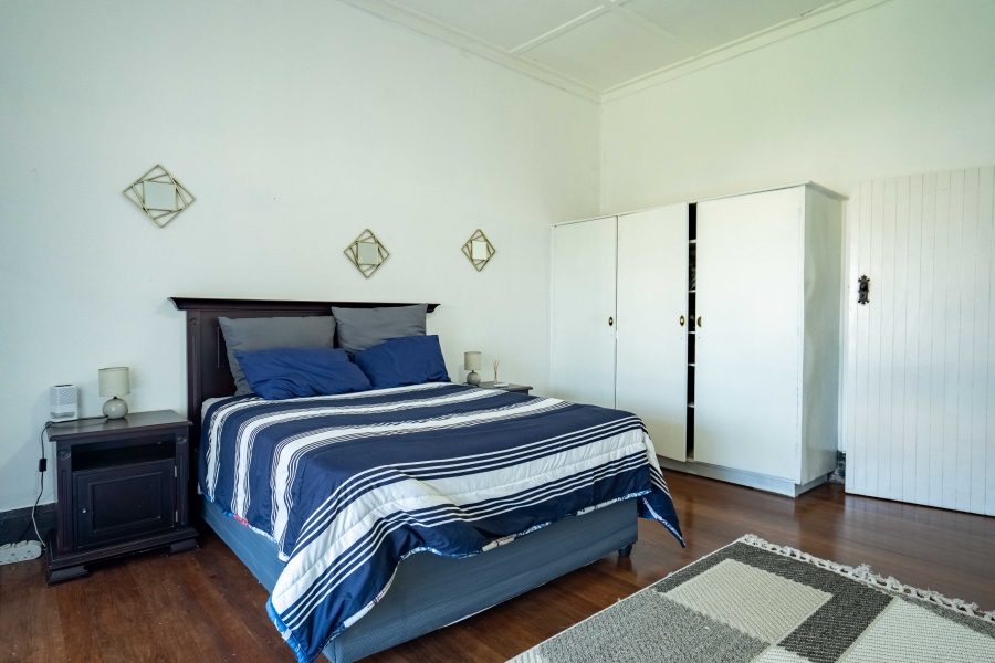 6 Bedroom Property for Sale in Lower Illovo KwaZulu-Natal