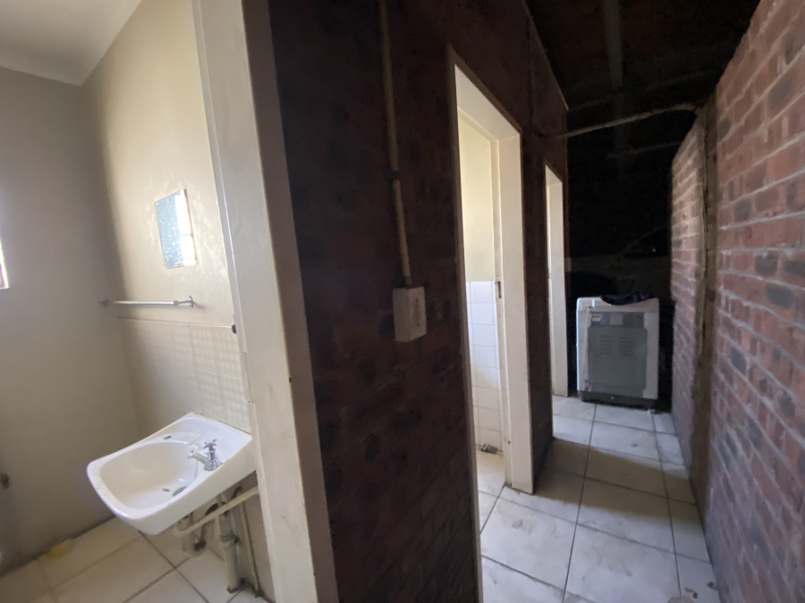 To Let commercial Property for Rent in Pietermaritzburg Central KwaZulu-Natal