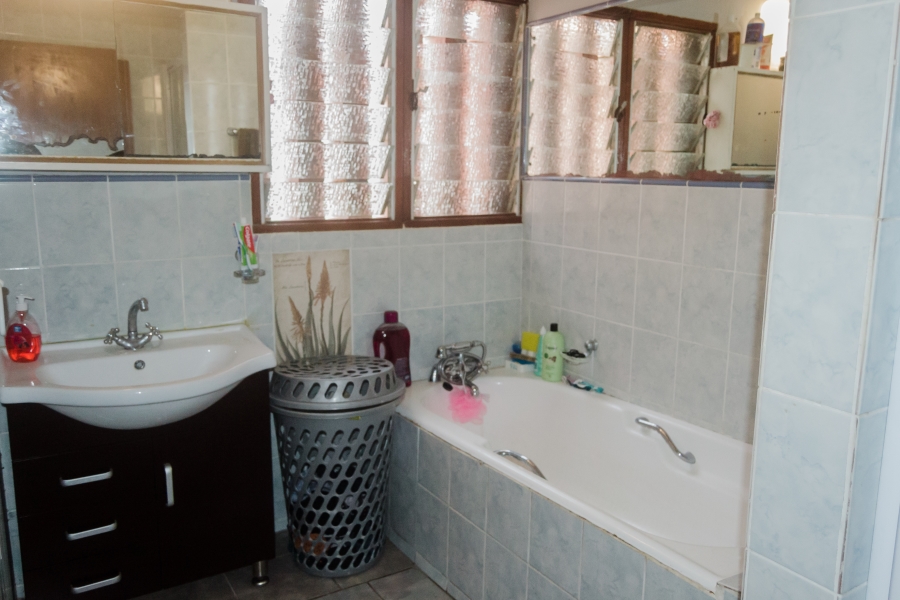 2 Bedroom Property for Sale in Clansthal KwaZulu-Natal