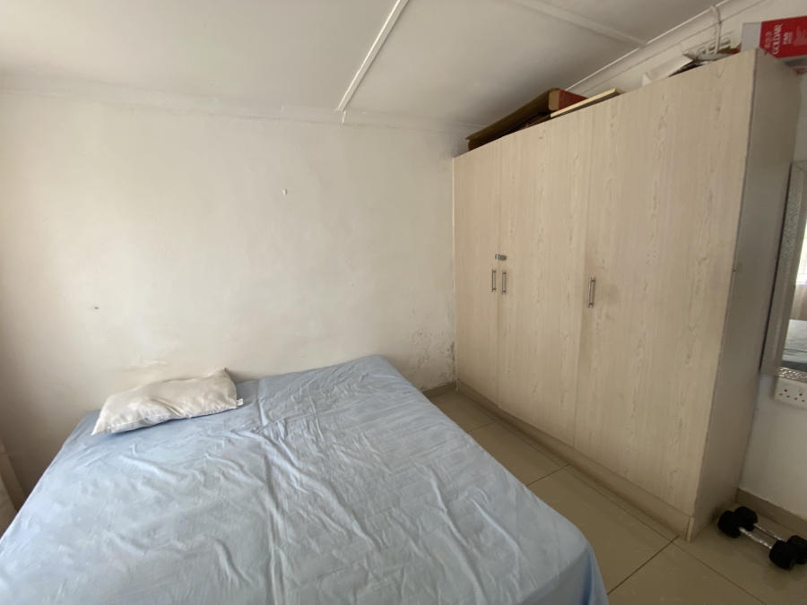 To Let 1 Bedroom Property for Rent in Athlone KwaZulu-Natal