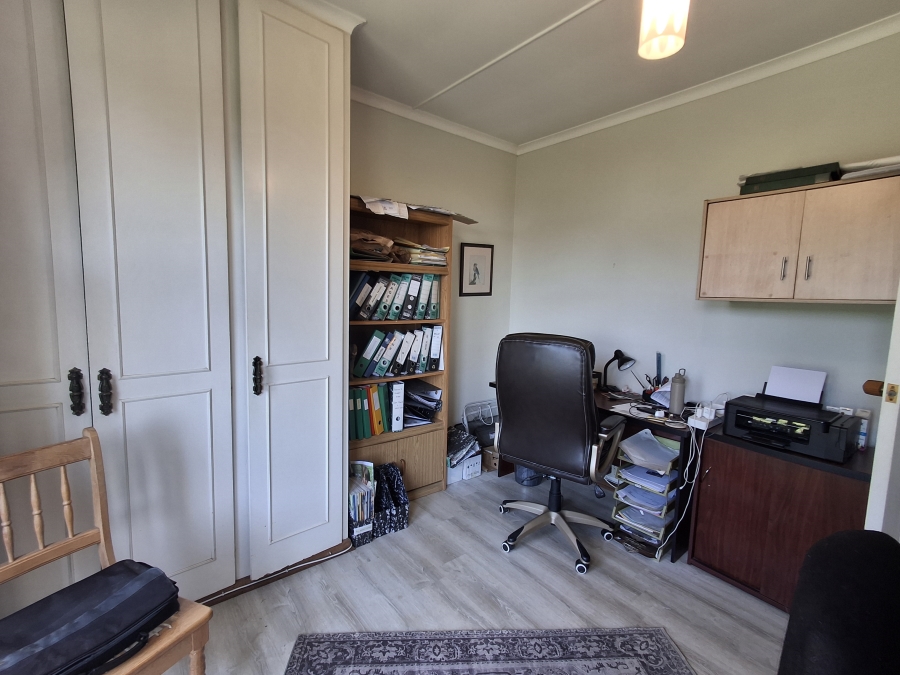 3 Bedroom Property for Sale in Greendale KwaZulu-Natal