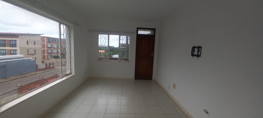 To Let 1 Bedroom Property for Rent in Essenwood KwaZulu-Natal