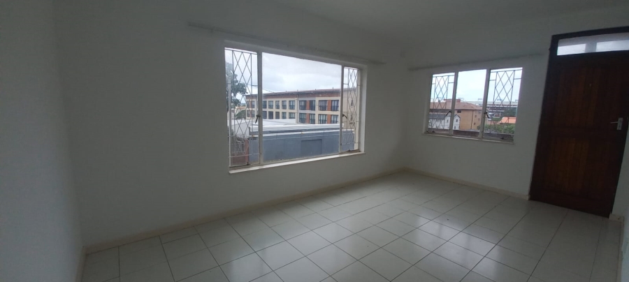 To Let 1 Bedroom Property for Rent in Essenwood KwaZulu-Natal