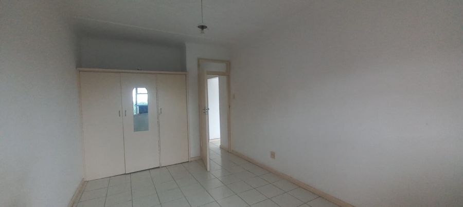 To Let 1 Bedroom Property for Rent in Essenwood KwaZulu-Natal