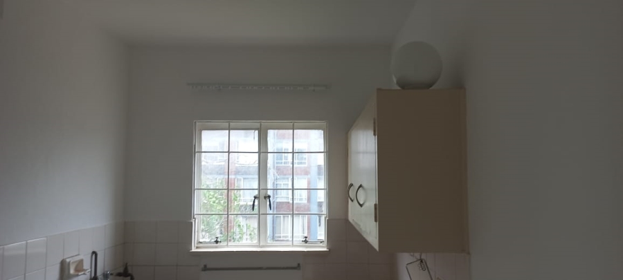 To Let 1 Bedroom Property for Rent in Essenwood KwaZulu-Natal