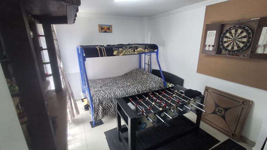 4 Bedroom Property for Sale in Glenmore KwaZulu-Natal