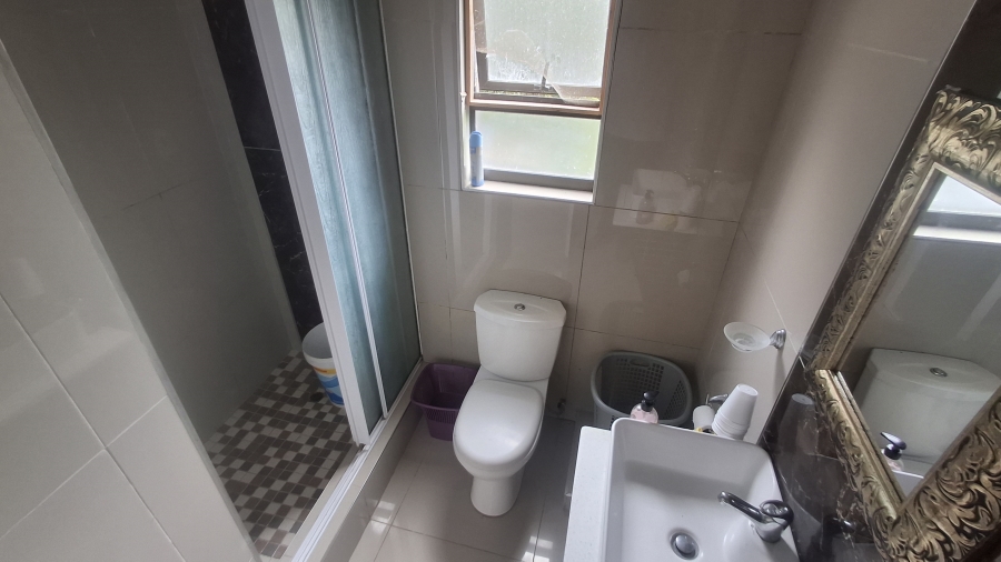 4 Bedroom Property for Sale in Glenmore KwaZulu-Natal