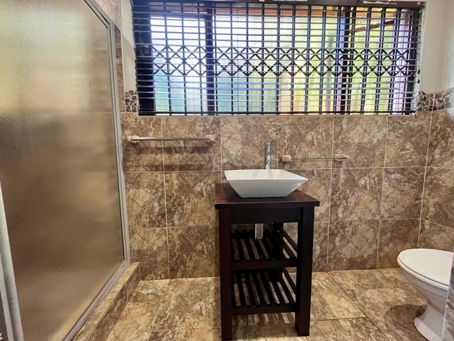 To Let 5 Bedroom Property for Rent in Ballito Central KwaZulu-Natal