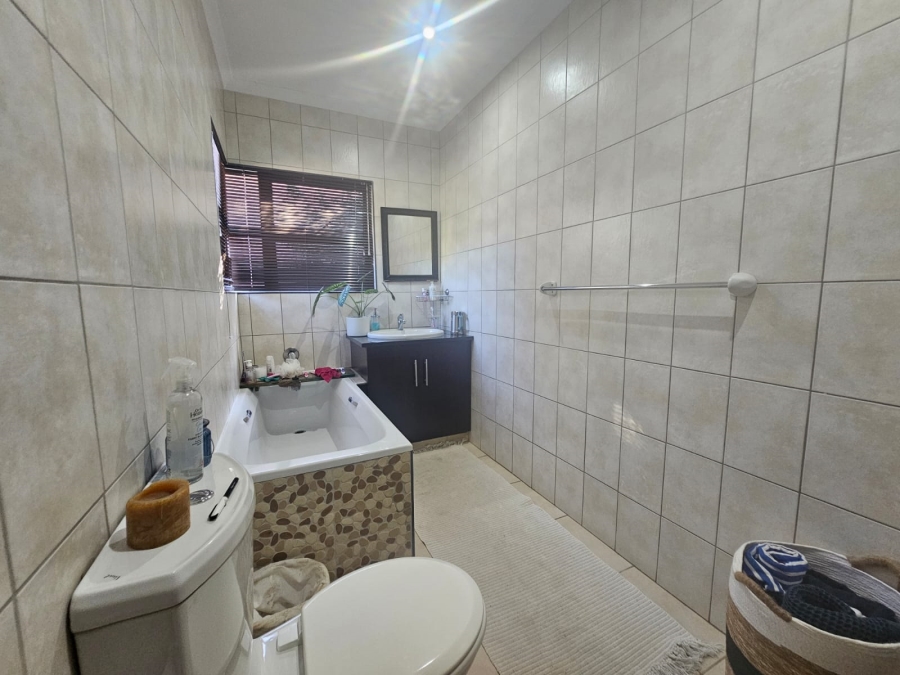 To Let 3 Bedroom Property for Rent in Ballito Central KwaZulu-Natal