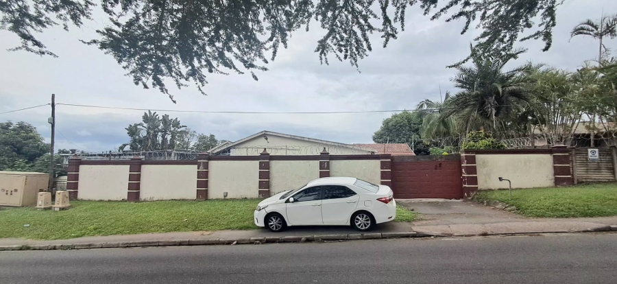 4 Bedroom Property for Sale in Pinelands KwaZulu-Natal