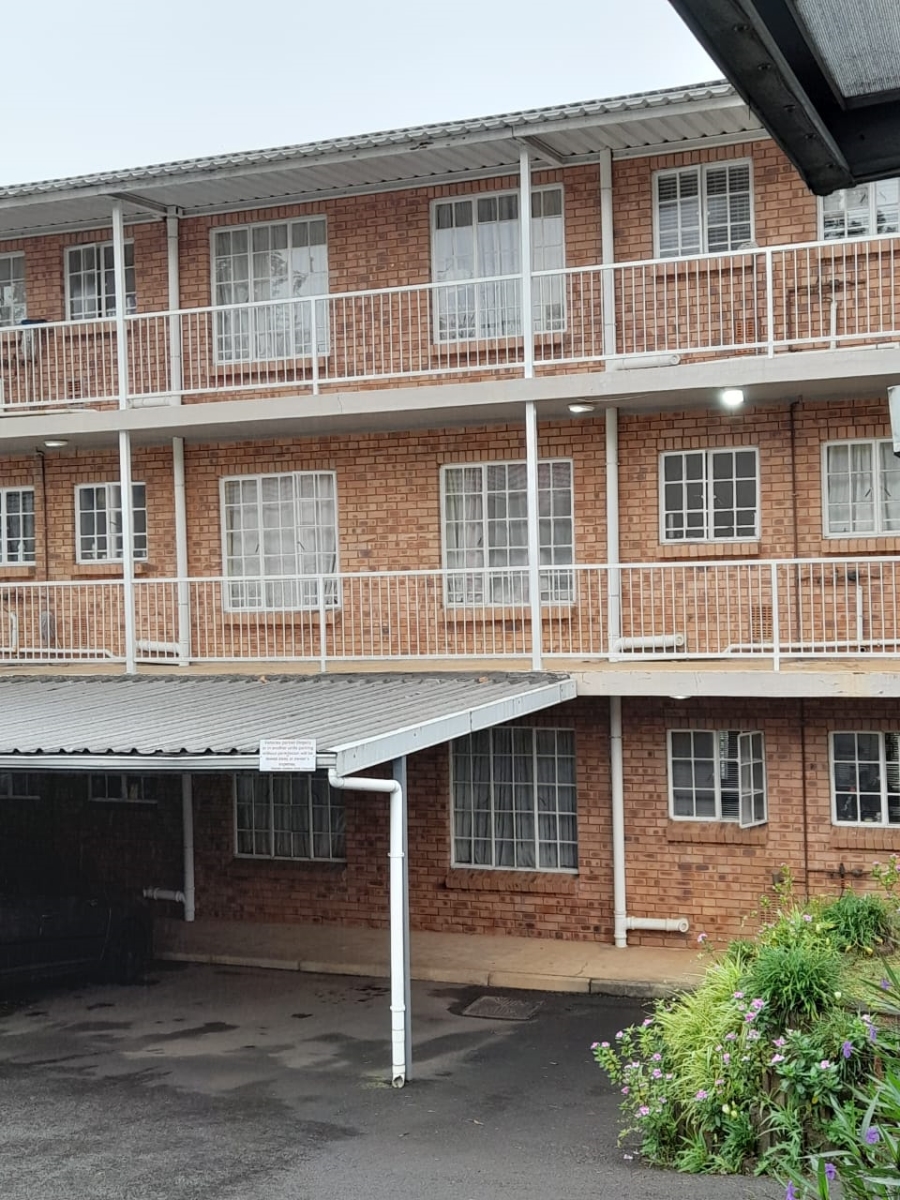 To Let 2 Bedroom Property for Rent in Prestbury KwaZulu-Natal