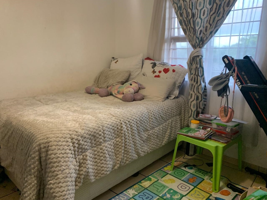 2 Bedroom Property for Sale in Empangeni Central KwaZulu-Natal