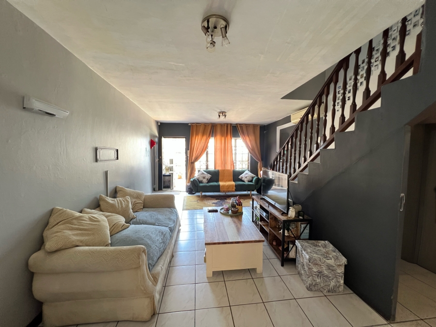 To Let 2 Bedroom Property for Rent in Morningside KwaZulu-Natal