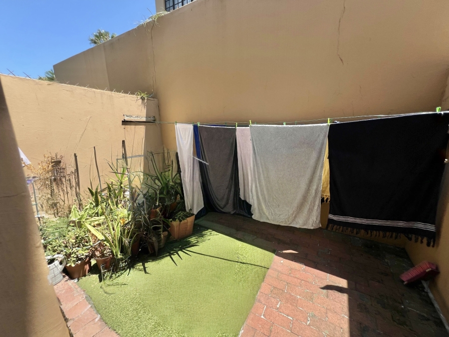 To Let 2 Bedroom Property for Rent in Morningside KwaZulu-Natal
