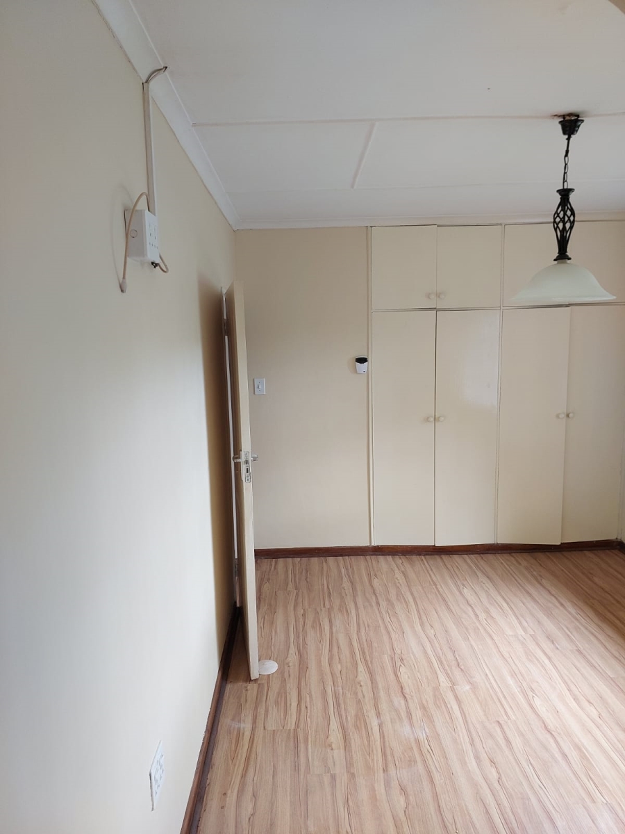 To Let 3 Bedroom Property for Rent in Greendale KwaZulu-Natal