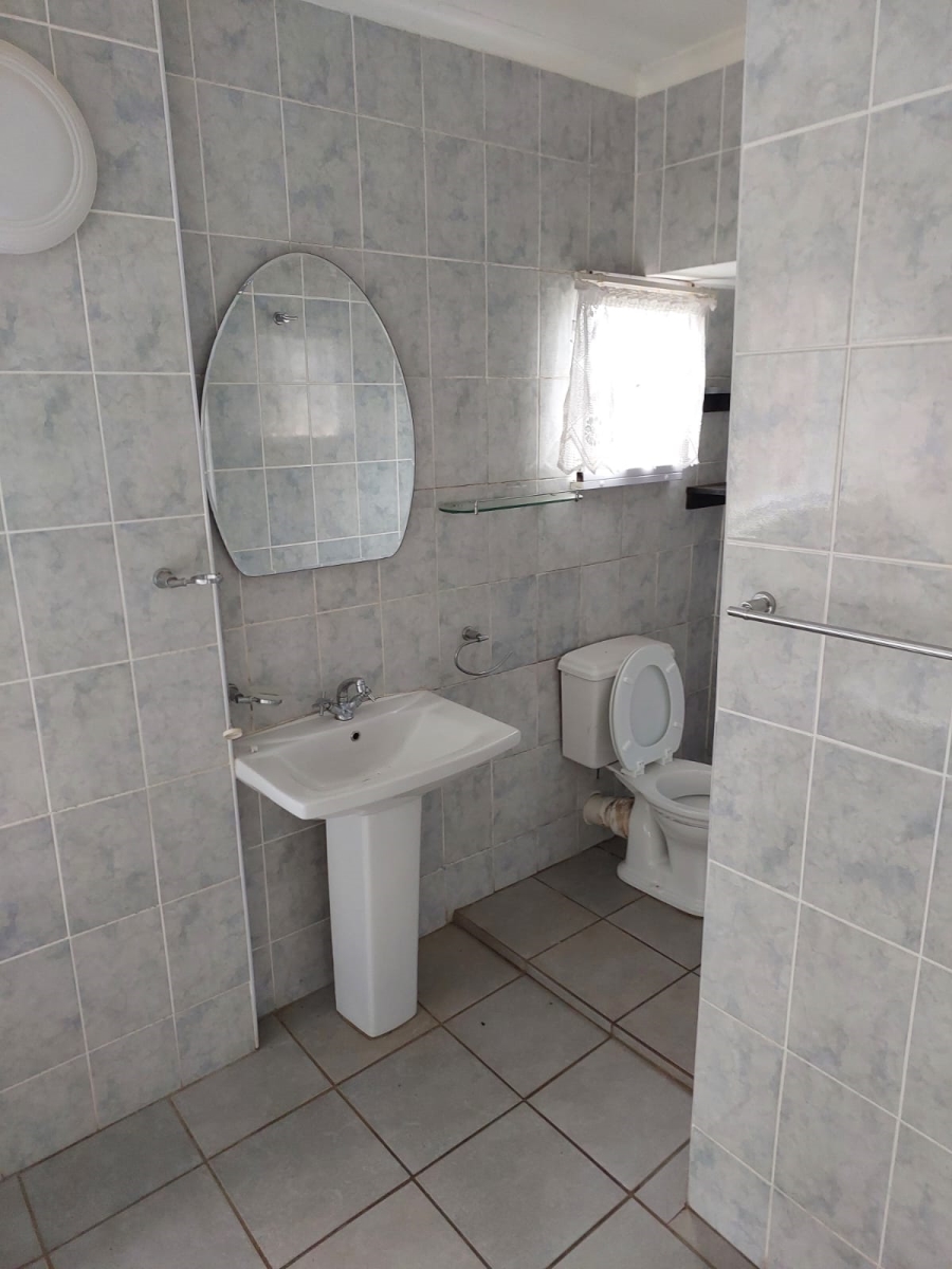 To Let 3 Bedroom Property for Rent in Greendale KwaZulu-Natal