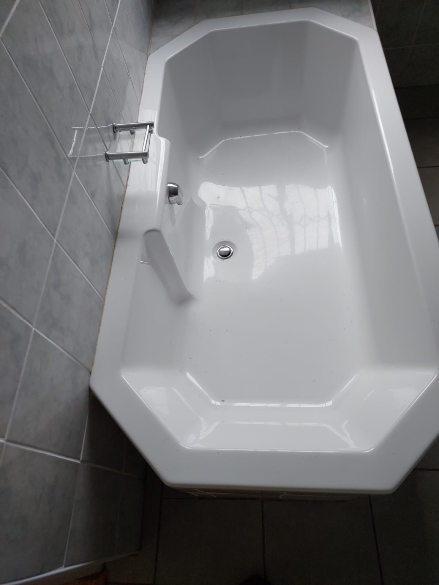 To Let 3 Bedroom Property for Rent in Greendale KwaZulu-Natal