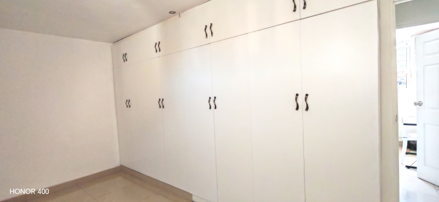 To Let 2 Bedroom Property for Rent in Grove End KwaZulu-Natal