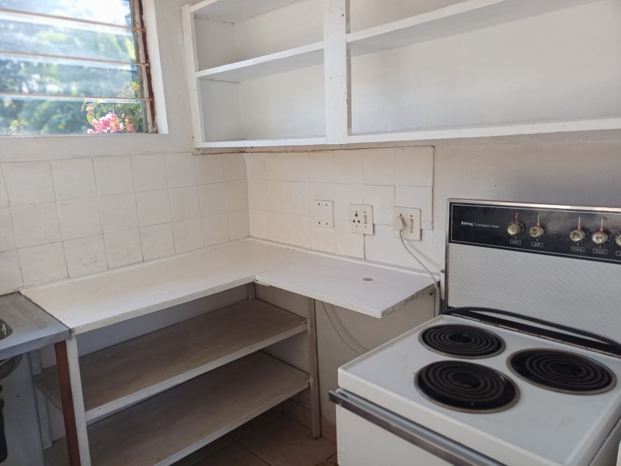 To Let 1 Bedroom Property for Rent in Forest Hills KwaZulu-Natal
