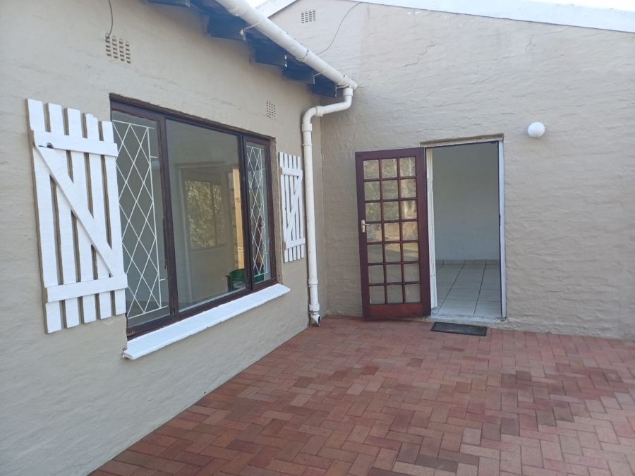 To Let 1 Bedroom Property for Rent in Forest Hills KwaZulu-Natal