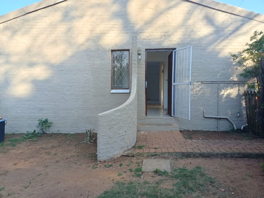 To Let 1 Bedroom Property for Rent in Forest Hills KwaZulu-Natal