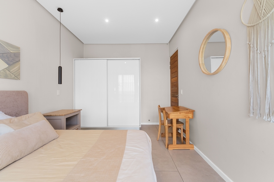 5 Bedroom Property for Sale in Dunkirk Estate KwaZulu-Natal