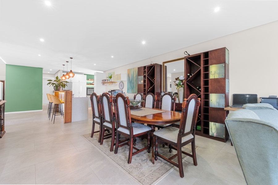 5 Bedroom Property for Sale in Dunkirk Estate KwaZulu-Natal