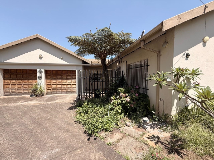3 Bedroom Property for Sale in Aviary Hill KwaZulu-Natal