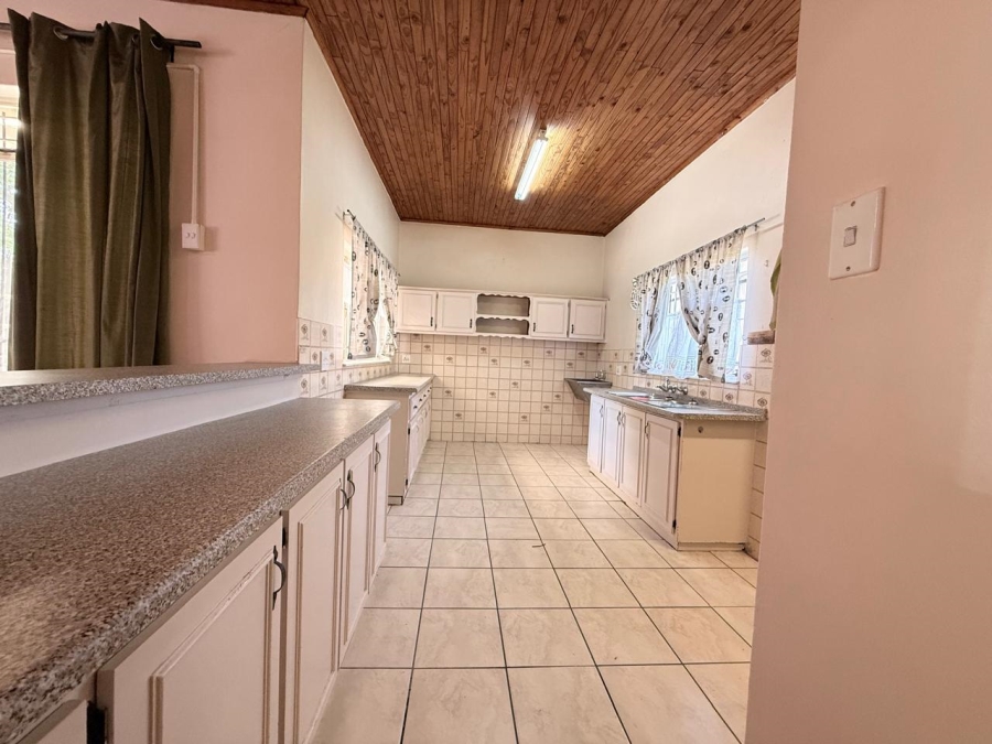 3 Bedroom Property for Sale in Aviary Hill KwaZulu-Natal