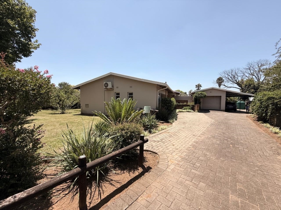 To Let 4 Bedroom Property for Rent in Aviary Hill KwaZulu-Natal