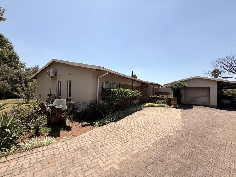 To Let 4 Bedroom Property for Rent in Aviary Hill KwaZulu-Natal
