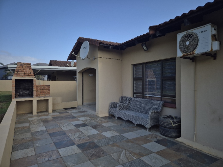 To Let 2 Bedroom Property for Rent in Shelly Beach KwaZulu-Natal
