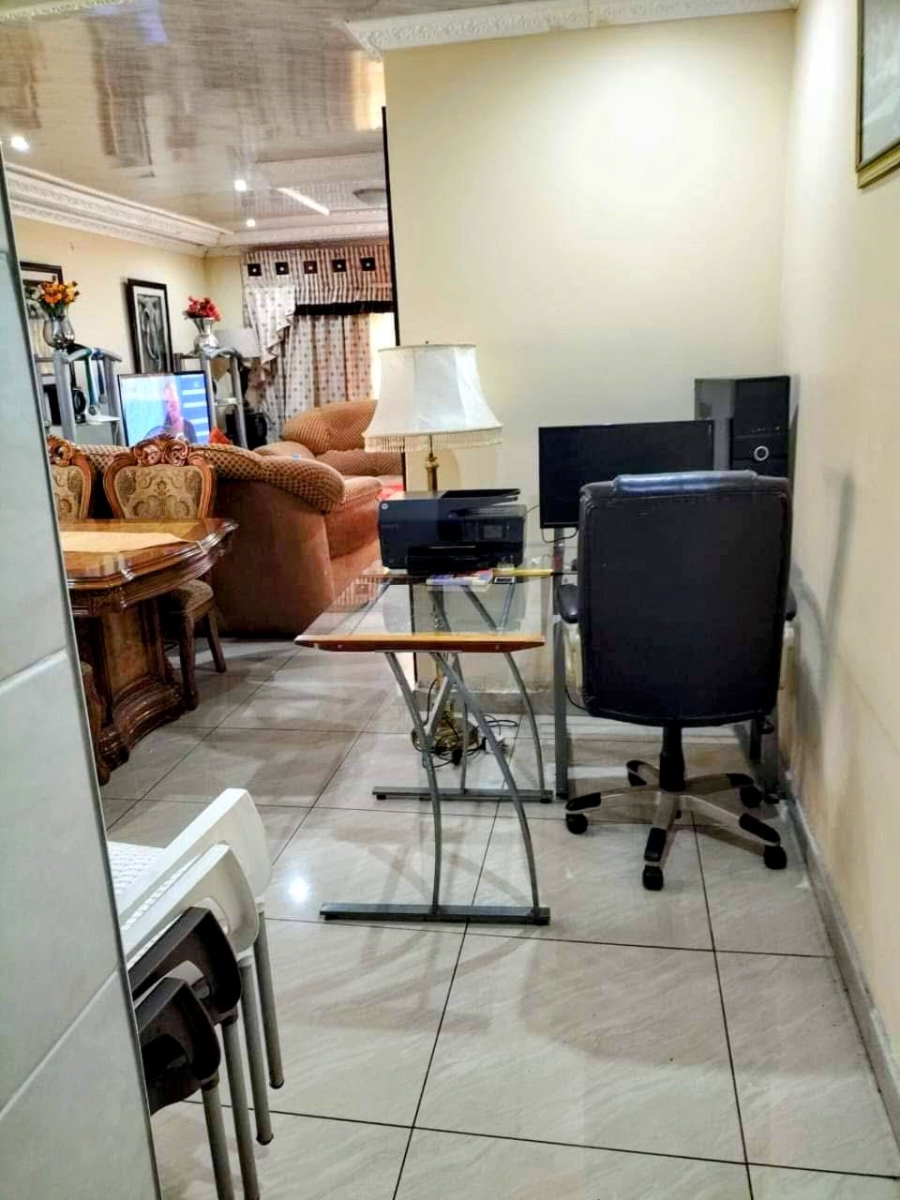 3 Bedroom Property for Sale in Panorama Gardens KwaZulu-Natal