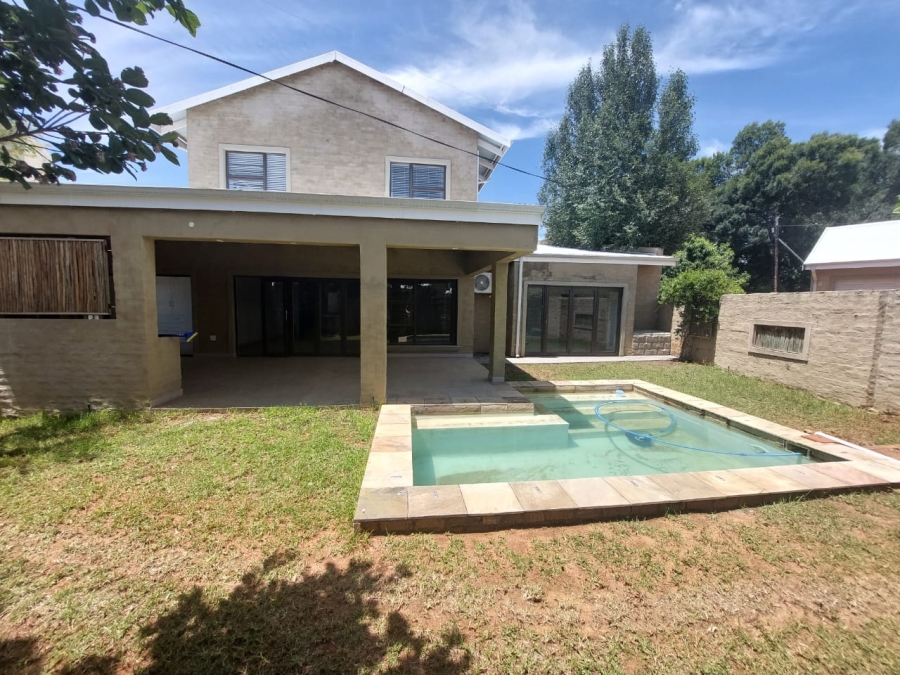 4 Bedroom Property for Sale in Huttenheights KwaZulu-Natal