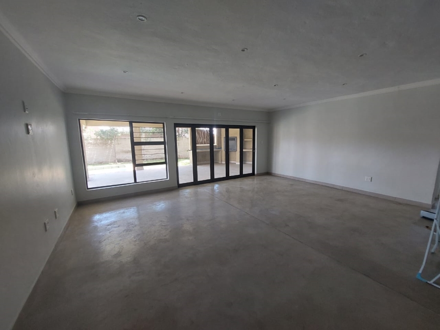 4 Bedroom Property for Sale in Huttenheights KwaZulu-Natal