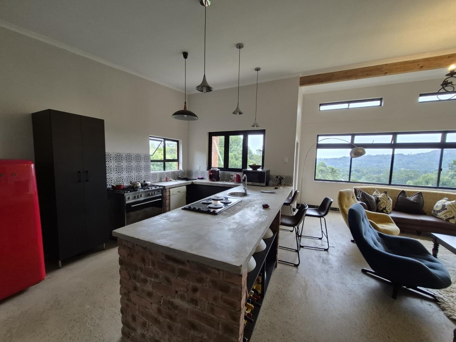 5 Bedroom Property for Sale in Worlds View KwaZulu-Natal