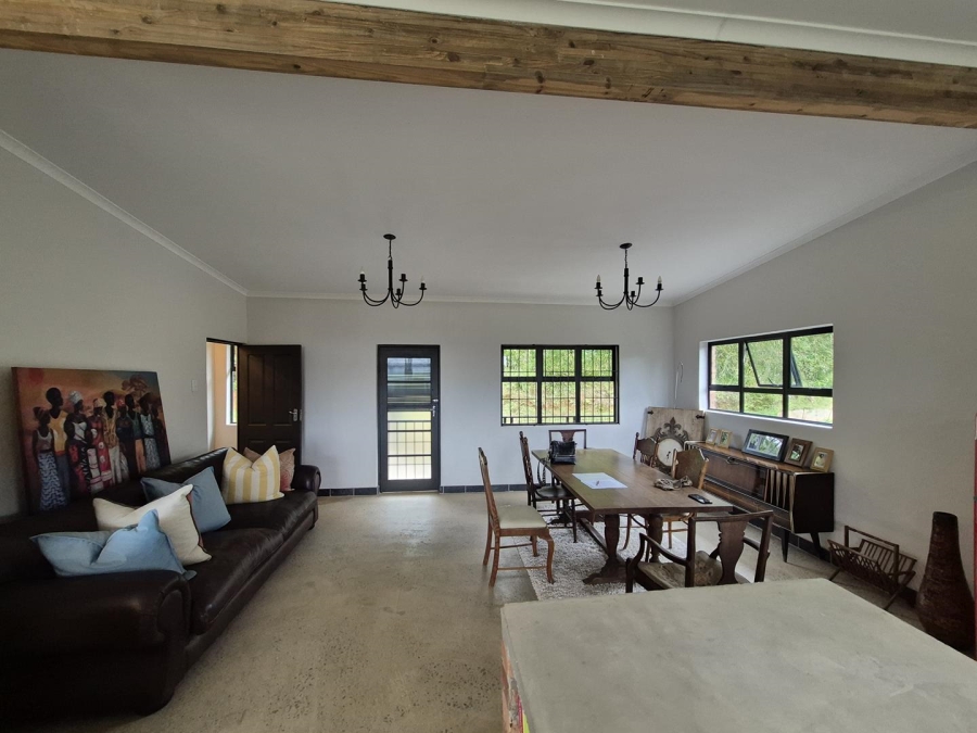 5 Bedroom Property for Sale in Worlds View KwaZulu-Natal