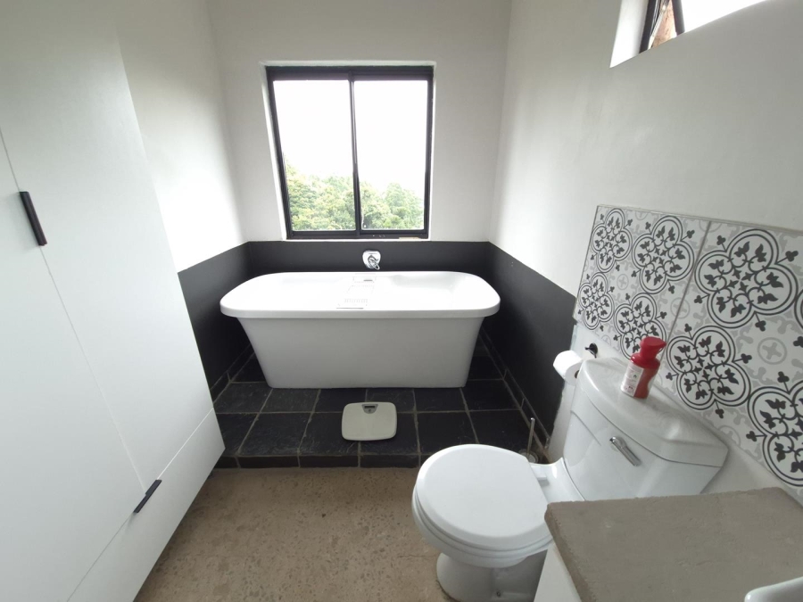 5 Bedroom Property for Sale in Worlds View KwaZulu-Natal