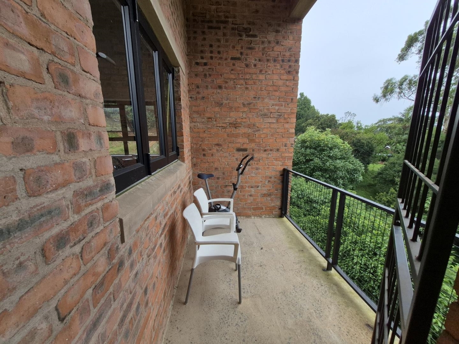 5 Bedroom Property for Sale in Worlds View KwaZulu-Natal